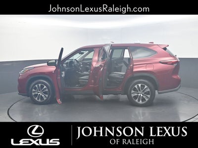 2021 Toyota Highlander Hybrid XLE