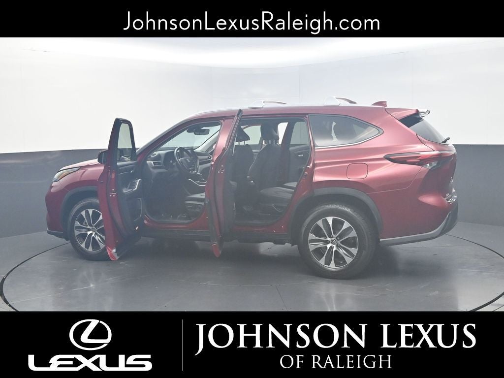 2021 Toyota Highlander Hybrid XLE