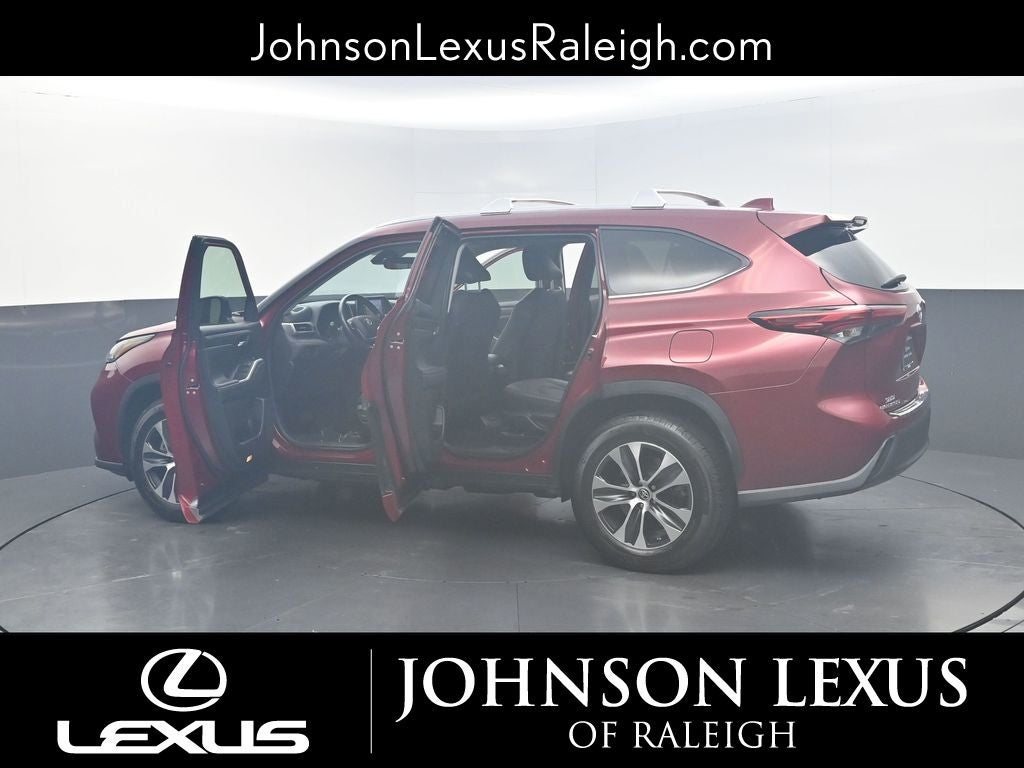 2021 Toyota Highlander Hybrid XLE