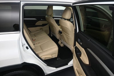 2016 Toyota Highlander XLE V6