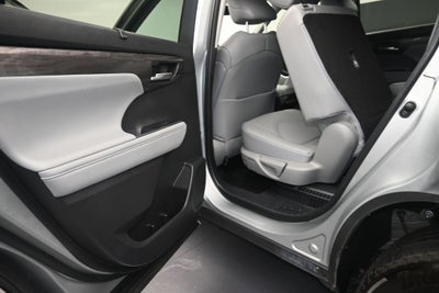 2024 Toyota Highlander Hybrid Limited