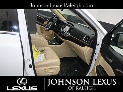 2016 Toyota Highlander Base