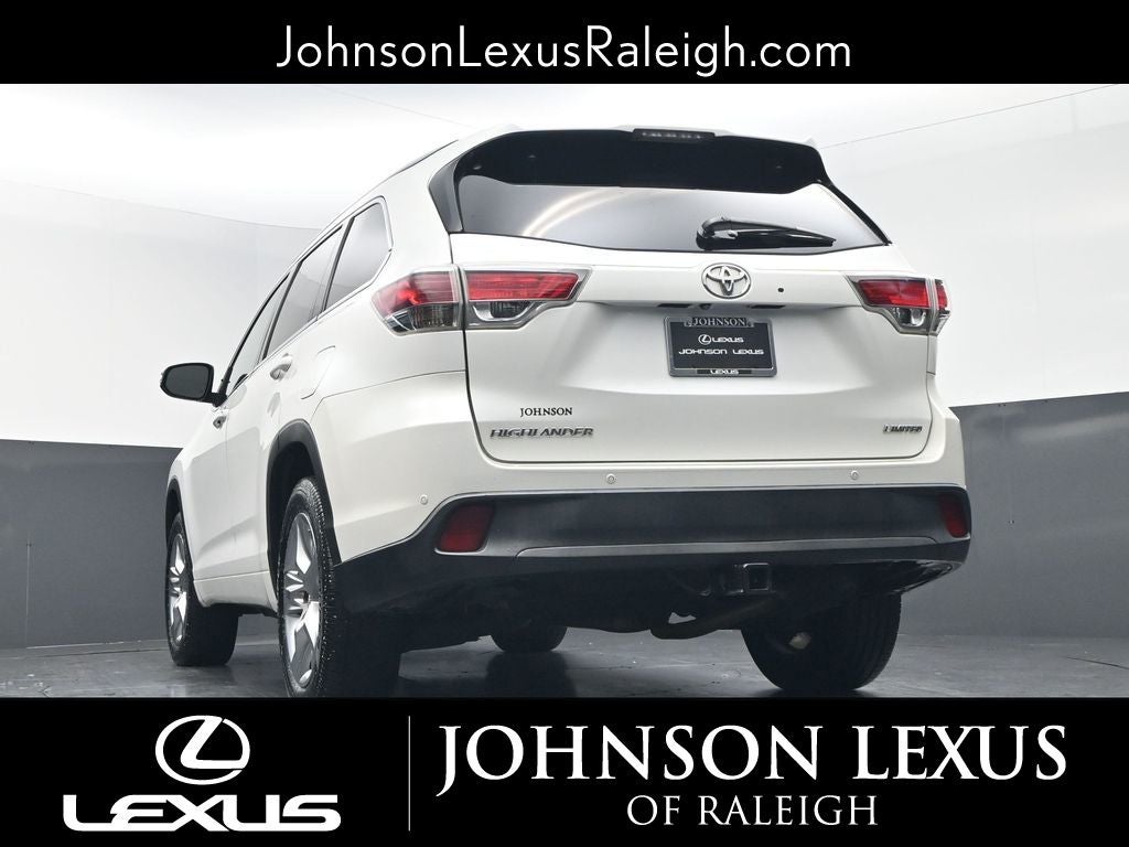 2016 Toyota Highlander Base