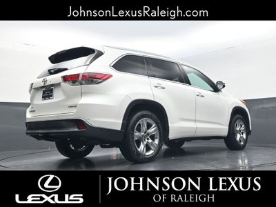 2016 Toyota Highlander Base