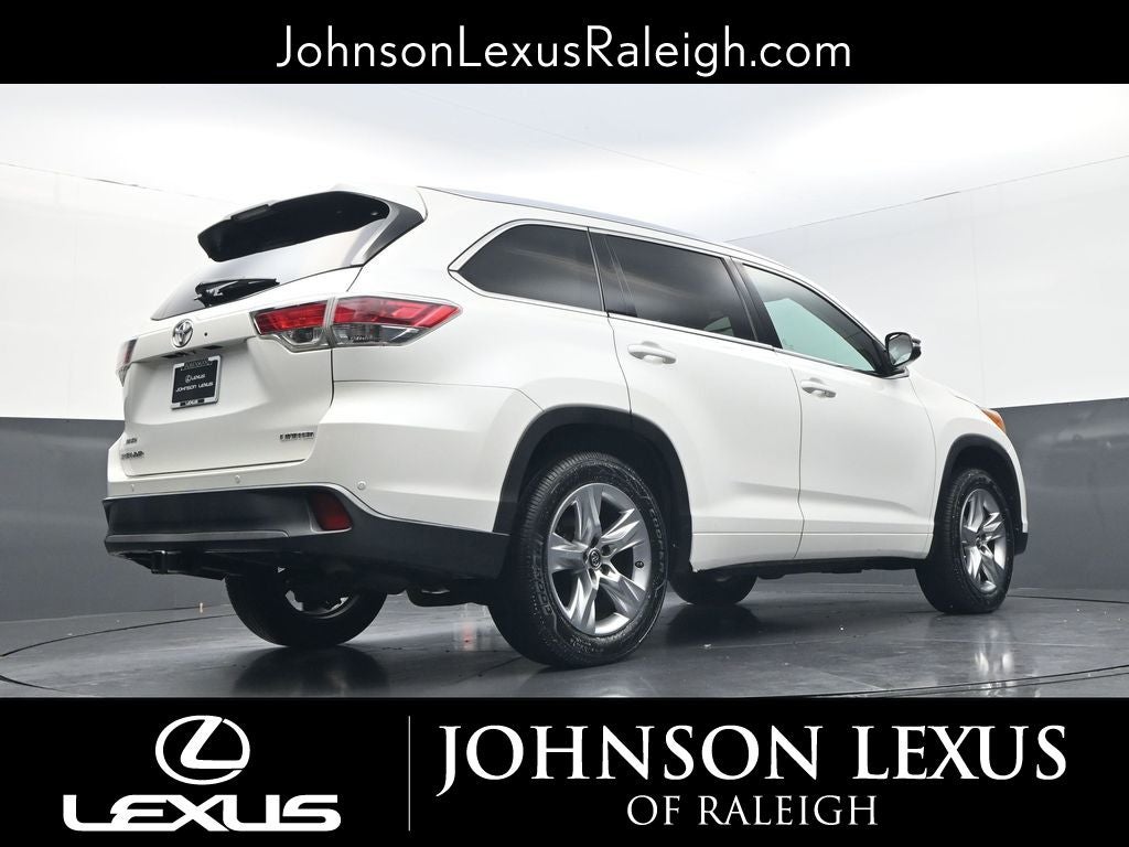 2016 Toyota Highlander Base