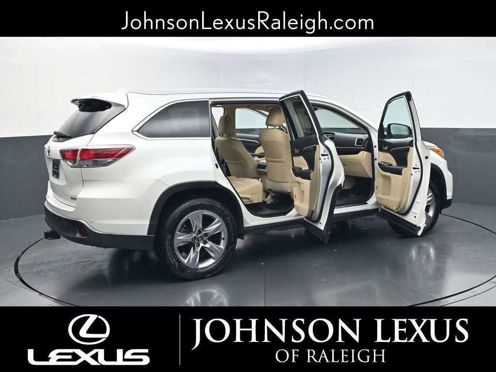 2016 Toyota Highlander Base