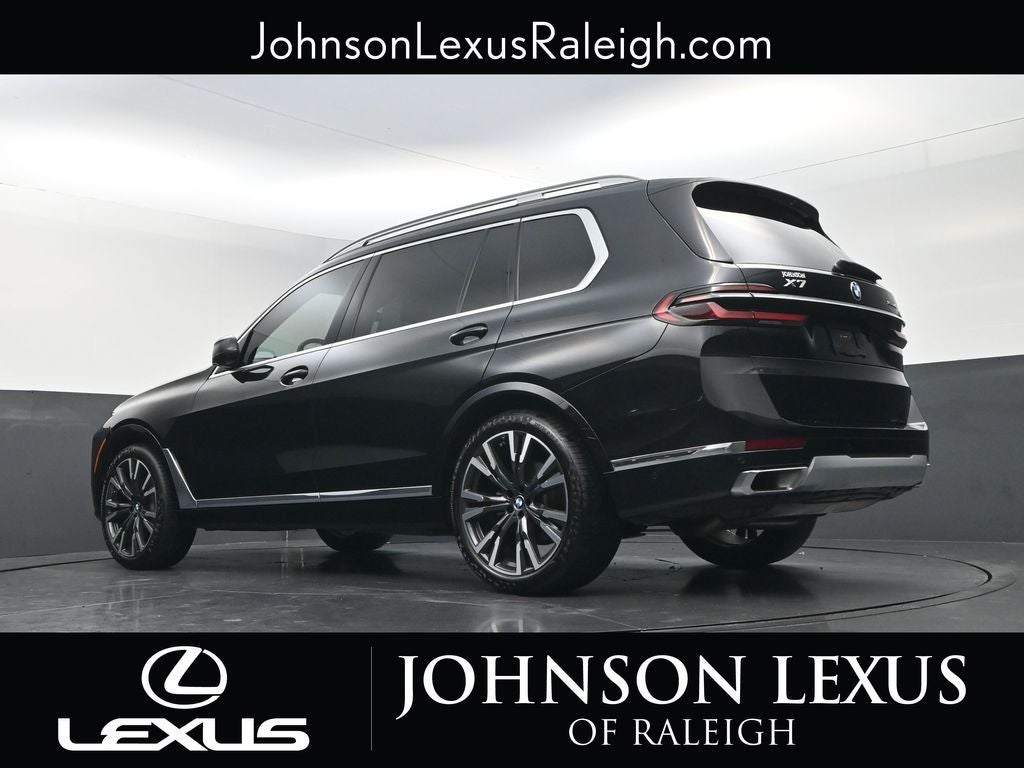 2025 BMW X7 xDrive40i