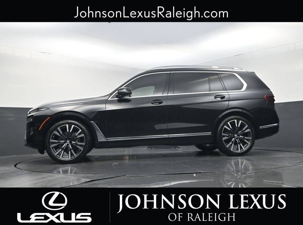 2025 BMW X7 xDrive40i