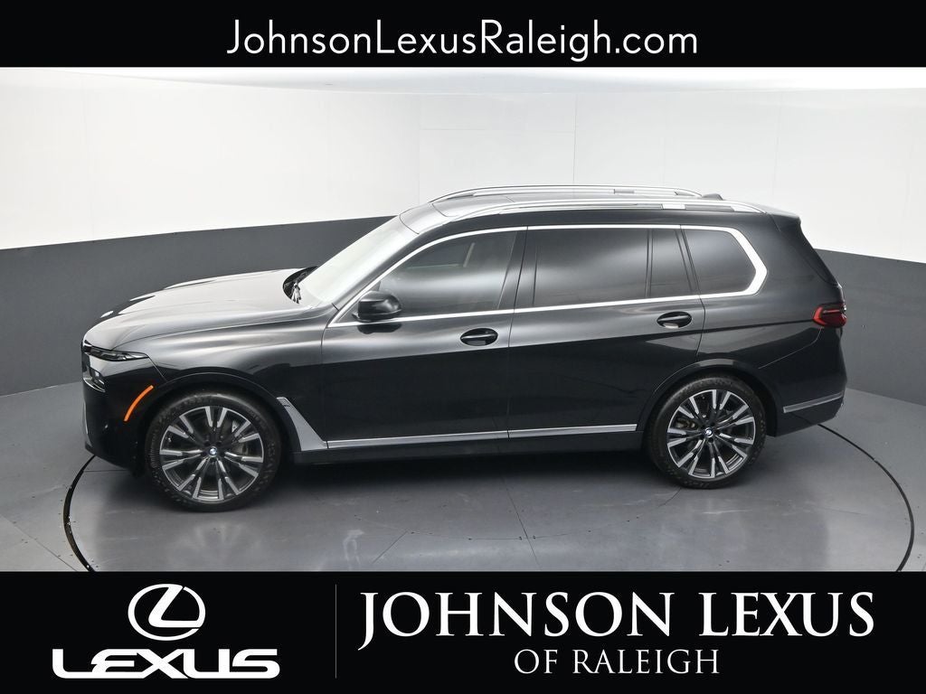 2025 BMW X7 xDrive40i