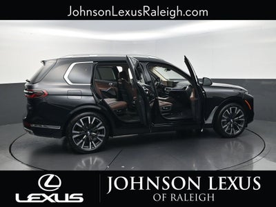 2025 BMW X7 xDrive40i