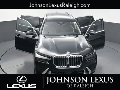 2025 BMW X7 xDrive40i