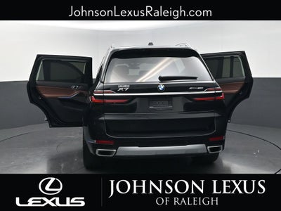 2025 BMW X7 xDrive40i