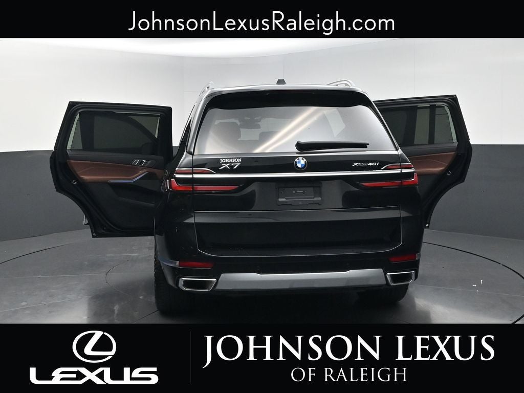 2025 BMW X7 xDrive40i