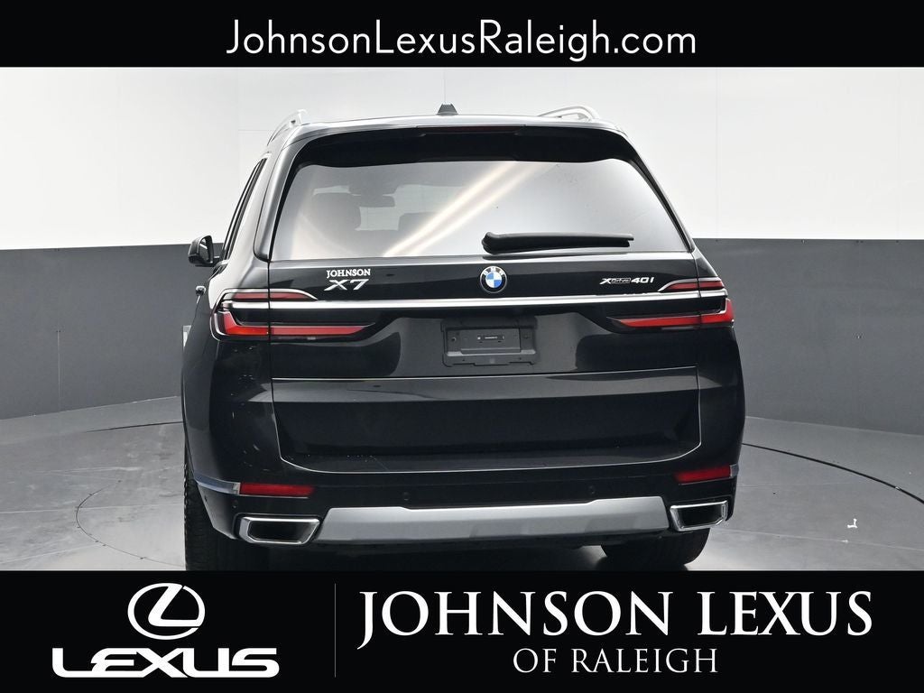 2025 BMW X7 xDrive40i