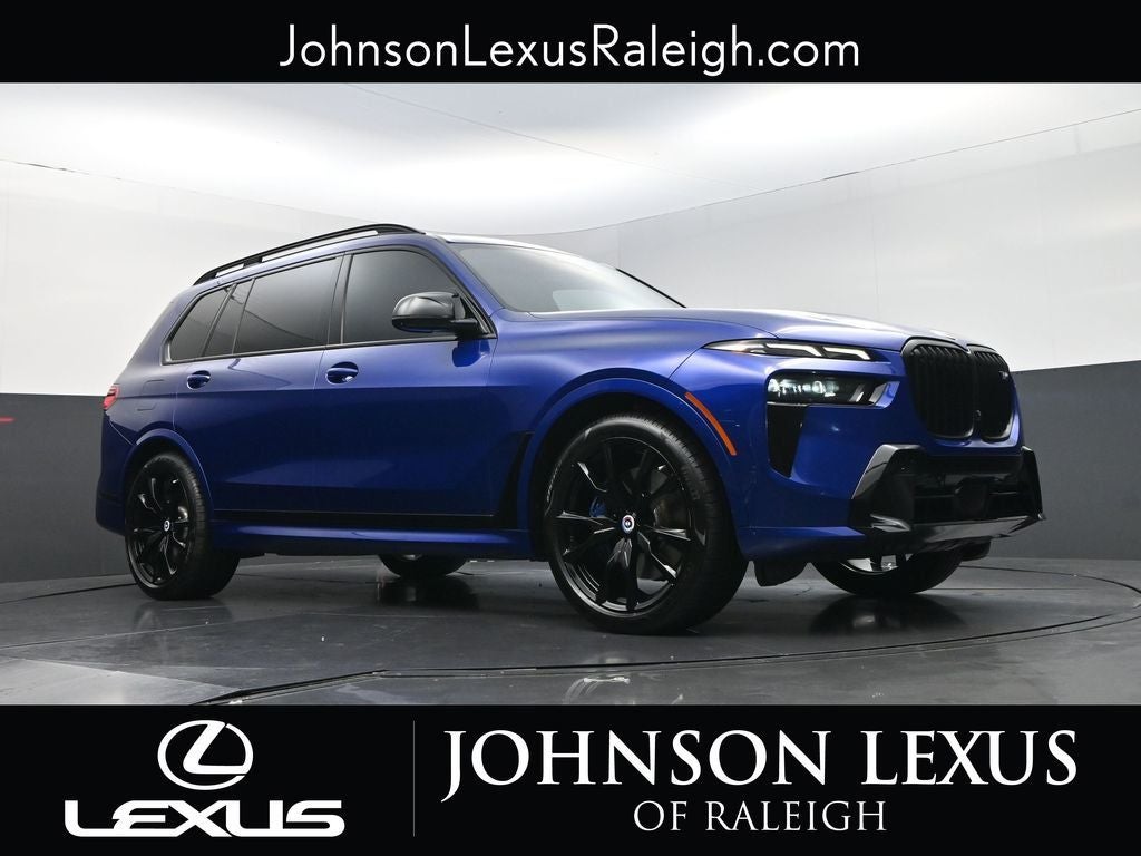 2023 BMW X7 M60i