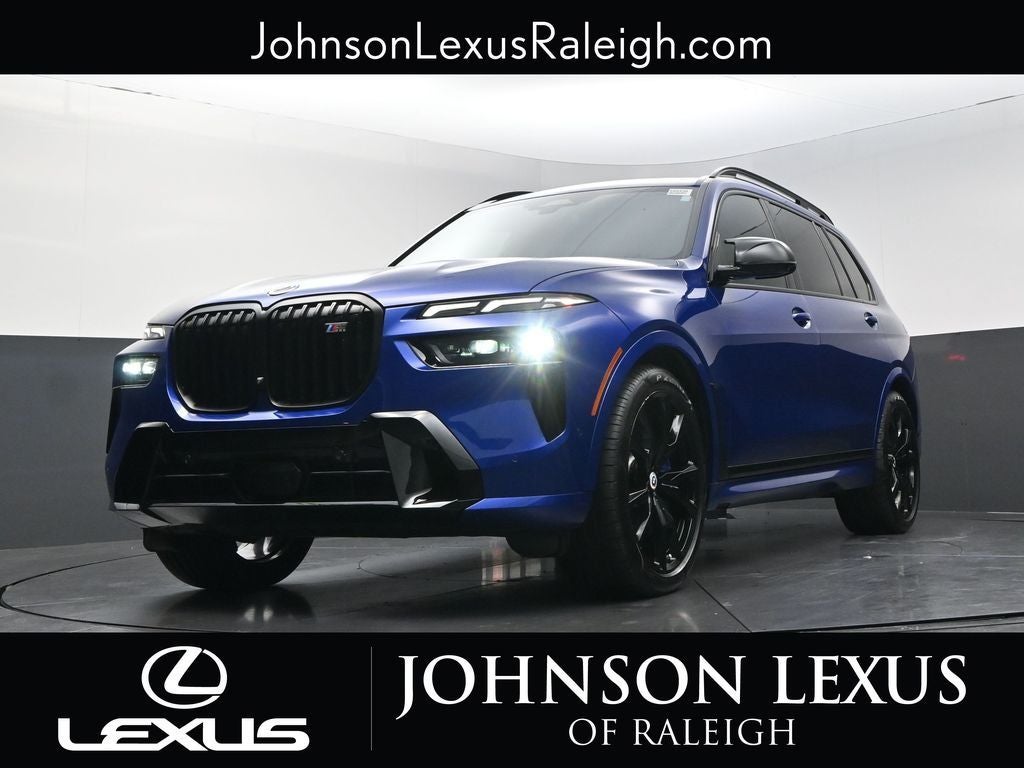 2023 BMW X7 M60i