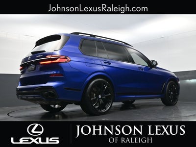2023 BMW X7 M60i