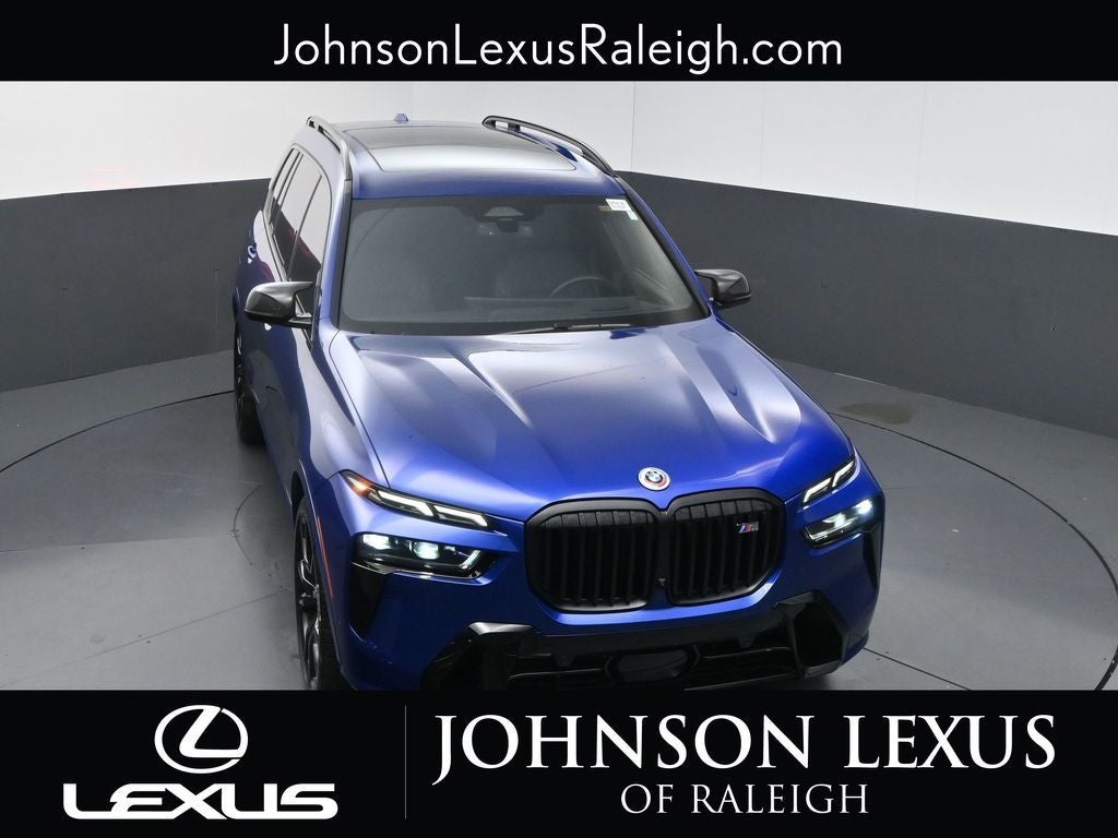 2023 BMW X7 M60i
