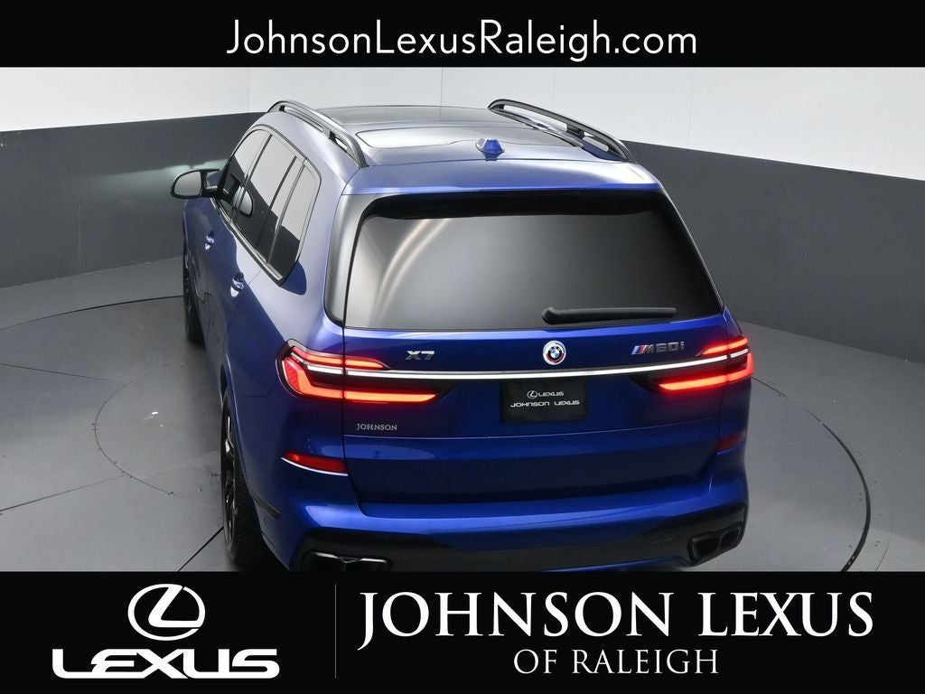 2023 BMW X7 M60i