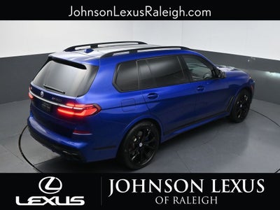2023 BMW X7 M60i