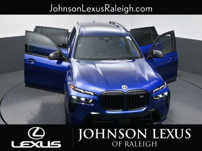 2023 BMW X7 M60i