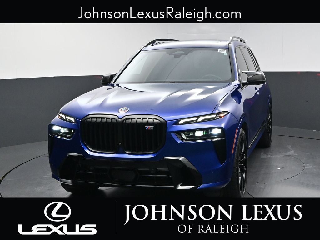 2023 BMW X7 M60i