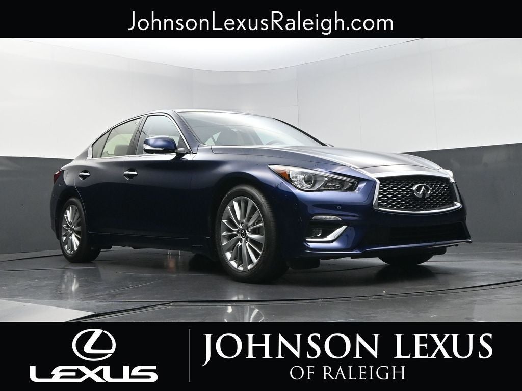 2023 INFINITI Q50 LUXE