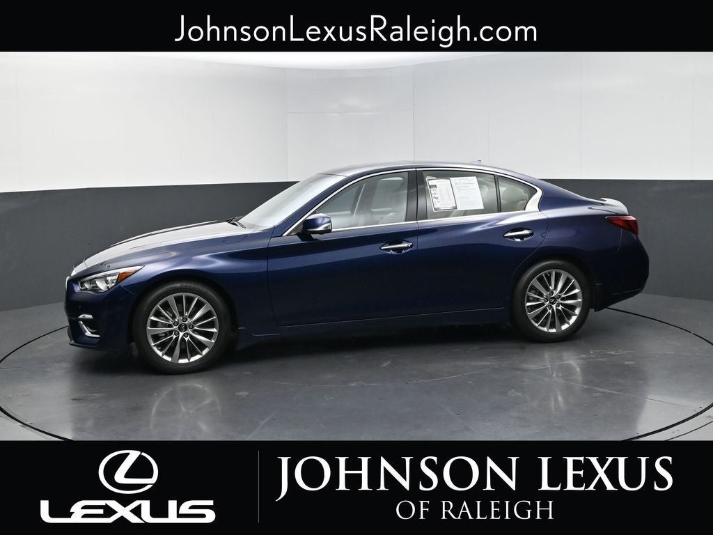 2023 INFINITI Q50 LUXE