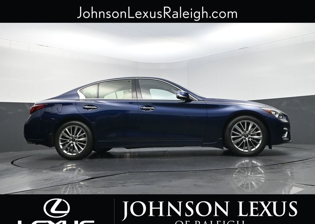 2023 INFINITI Q50 LUXE