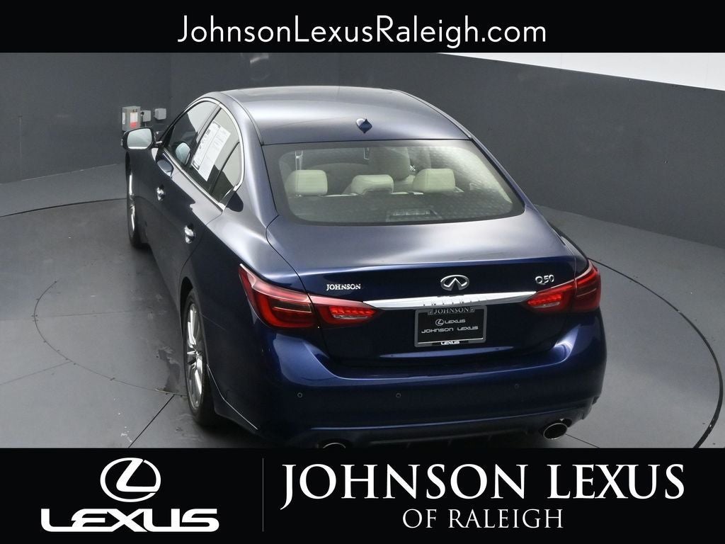 2023 INFINITI Q50 LUXE