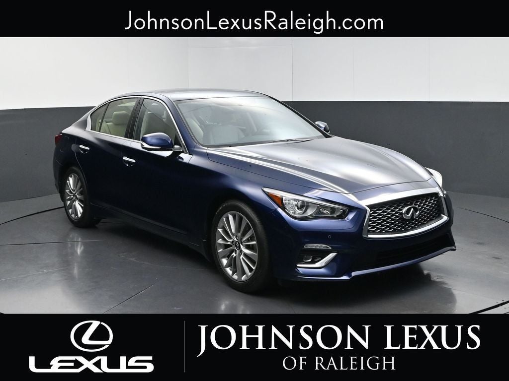2023 INFINITI Q50 LUXE