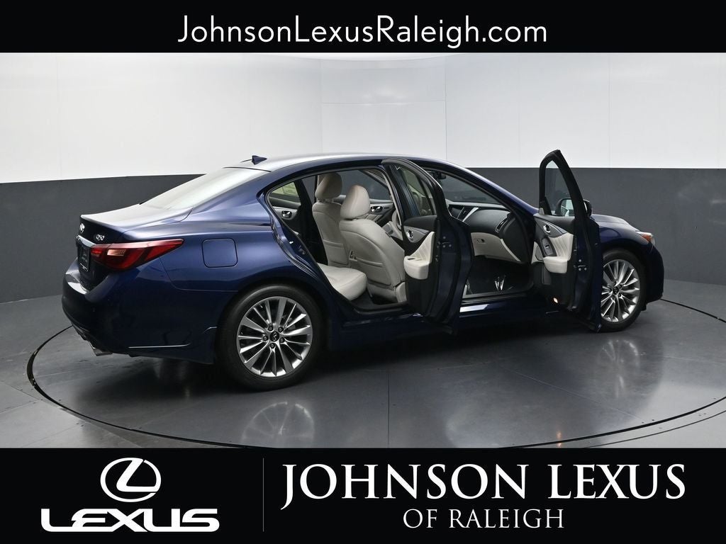 2023 INFINITI Q50 LUXE