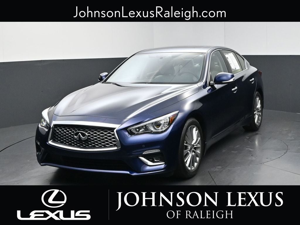 2023 INFINITI Q50 LUXE
