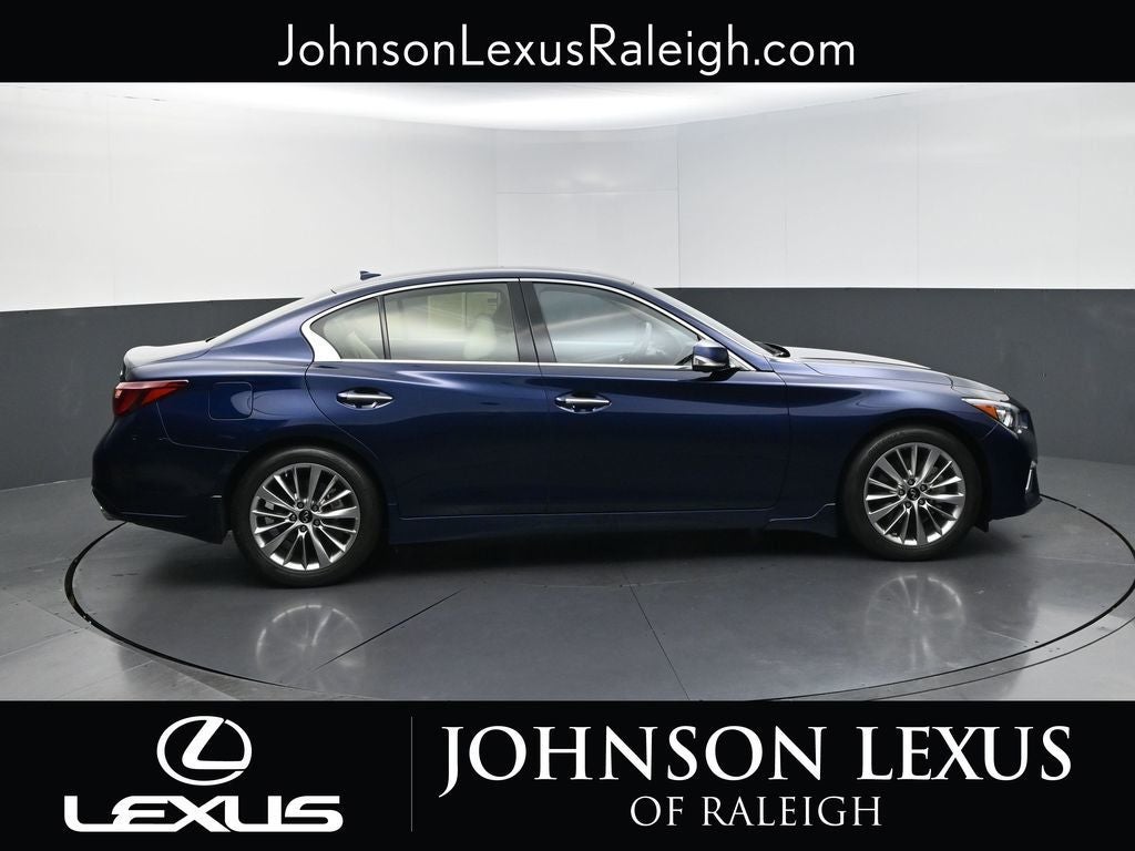 2023 INFINITI Q50 LUXE