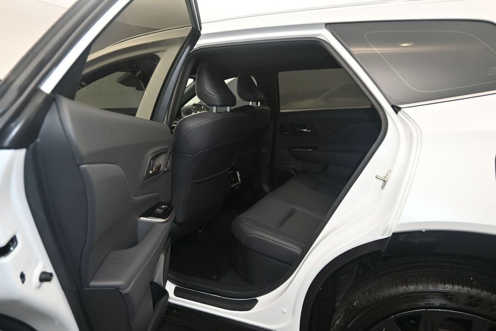 2025 Toyota Crown Signia Limited