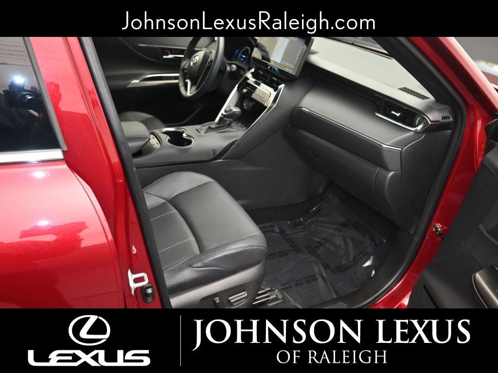 2021 Toyota Venza Base