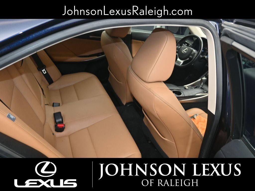 2018 Lexus IS 300