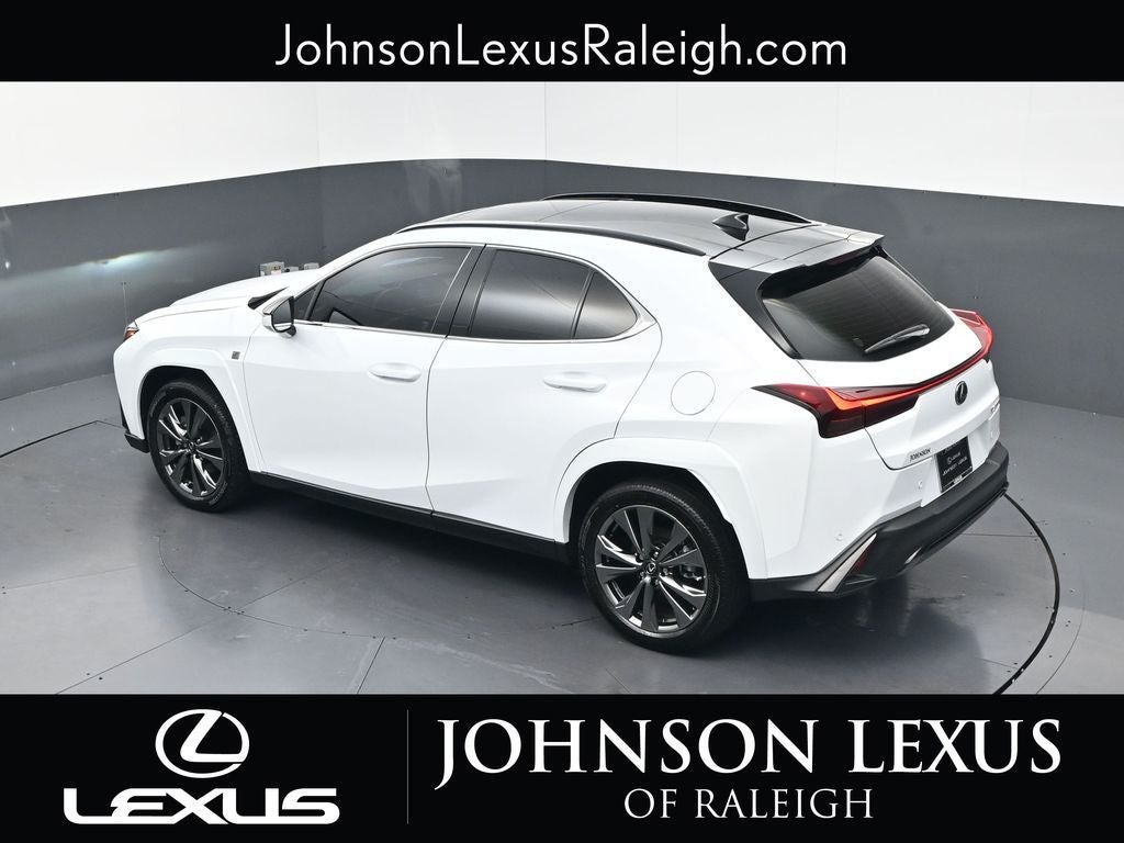 2025 Lexus UX 300h F SPORT Design