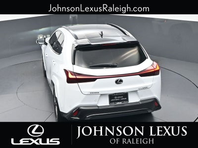 2025 Lexus UX 300h F SPORT Design