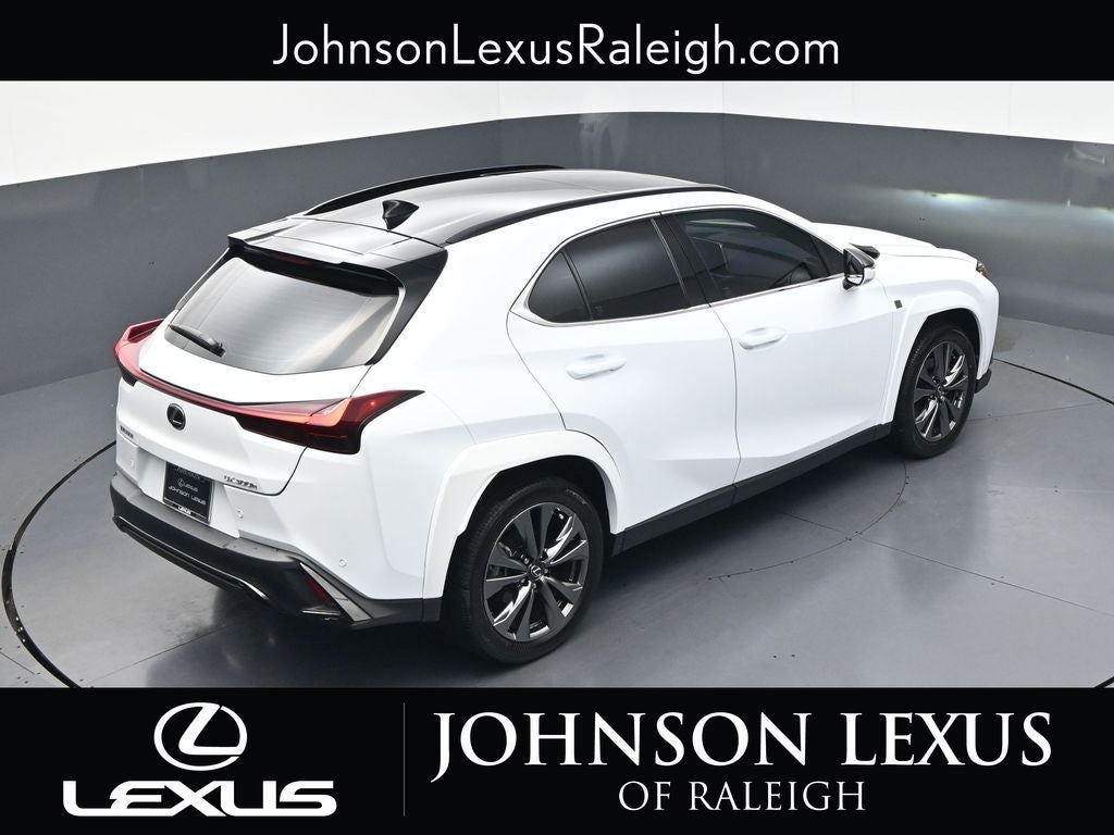 2025 Lexus UX 300h F SPORT Design