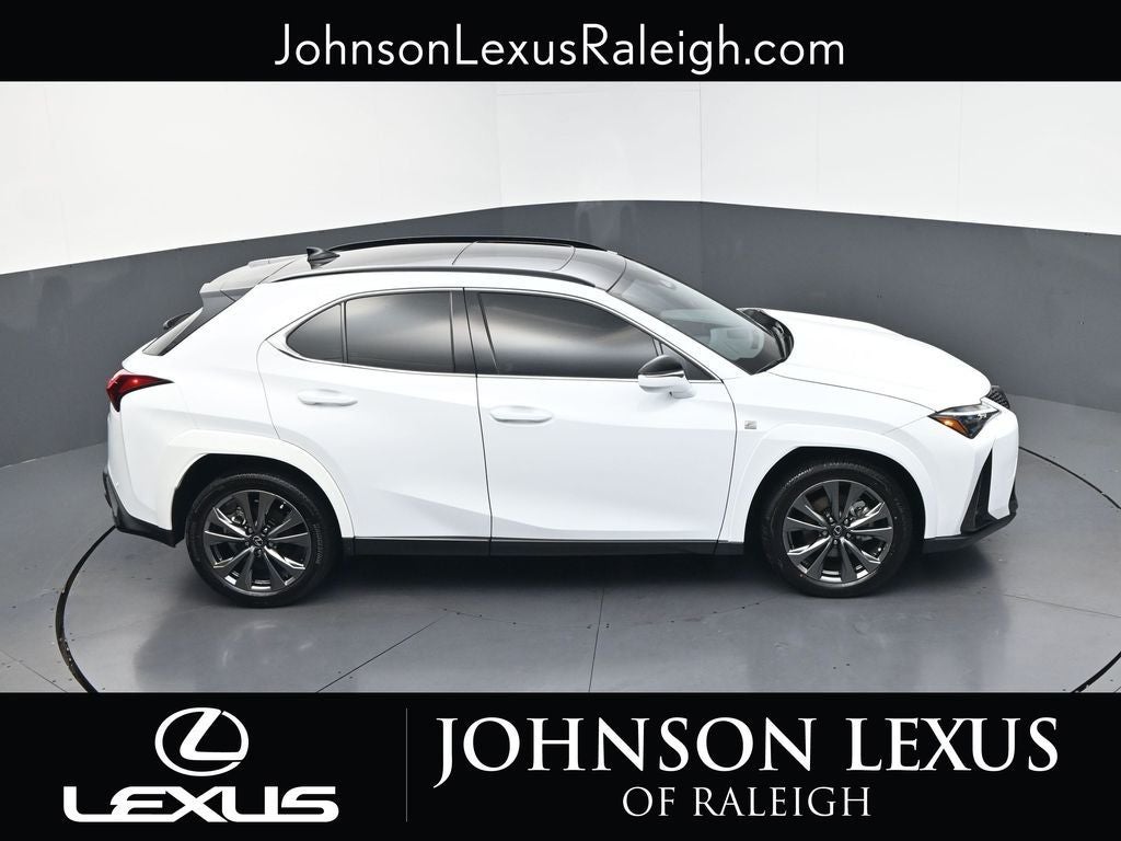 2025 Lexus UX 300h F SPORT Design