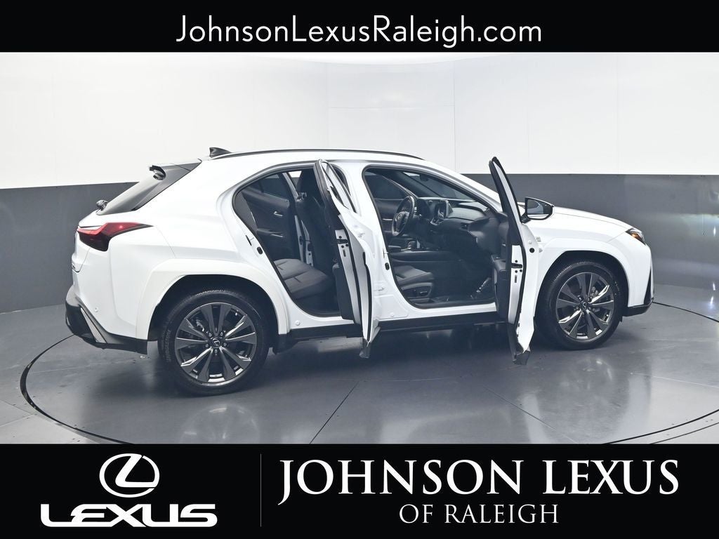 2025 Lexus UX 300h F SPORT Design