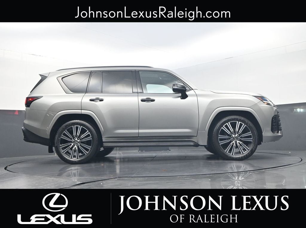 2023 Lexus LX 600 Luxury