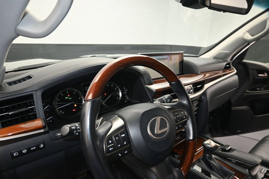 2019 Lexus LX 570