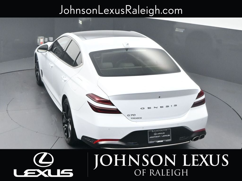 2023 Genesis G70 2.0T