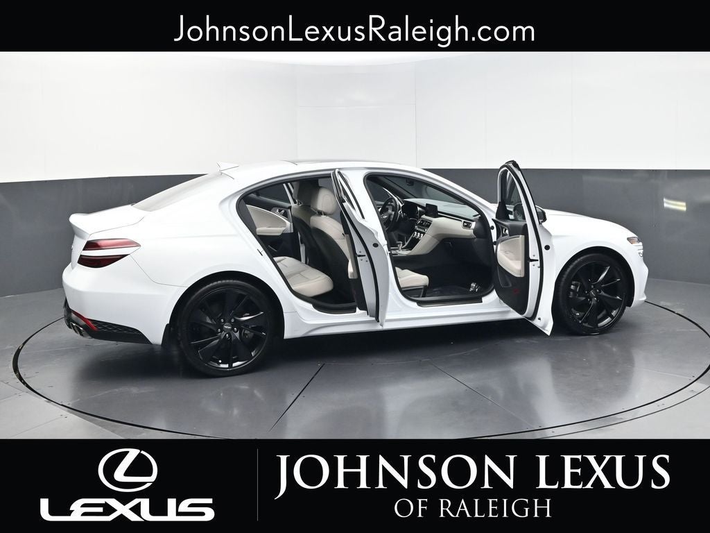 2023 Genesis G70 2.0T