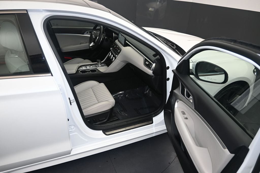 2023 Genesis G70 3.3T