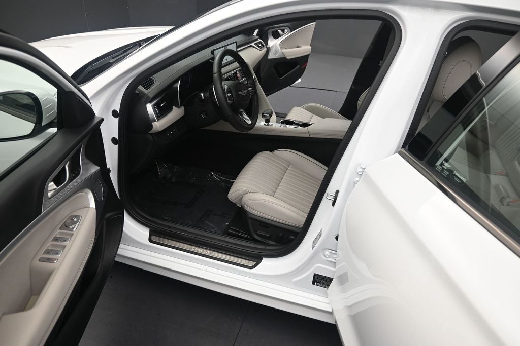 2023 Genesis G70 3.3T