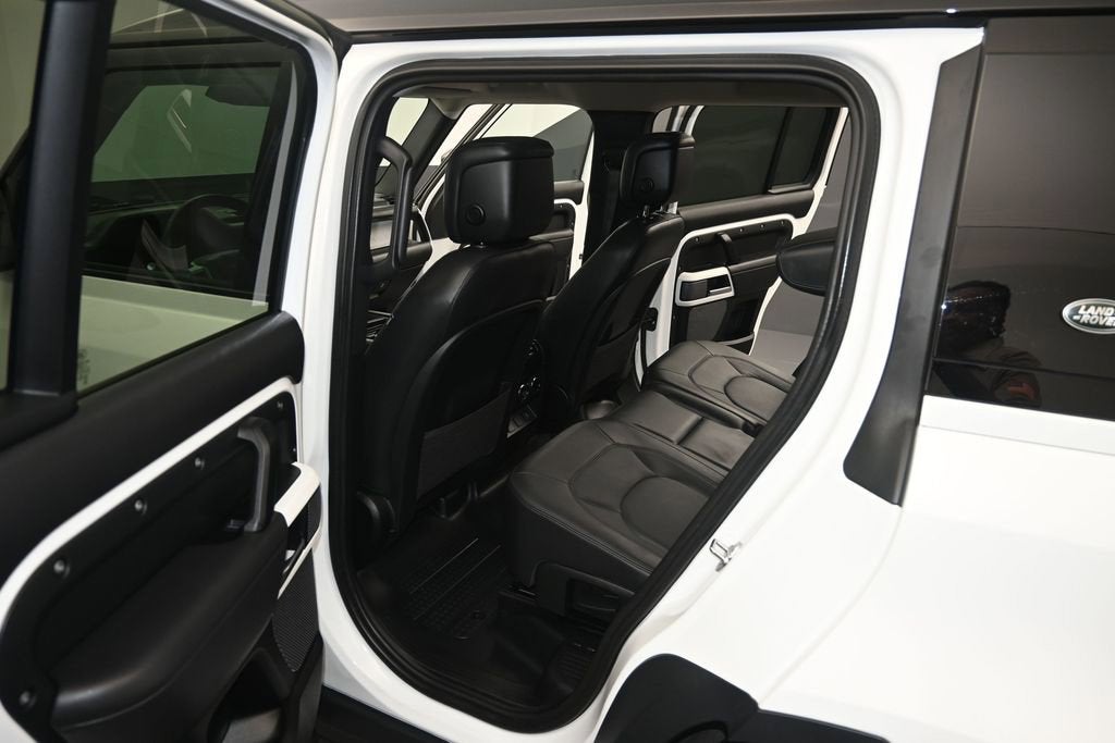 2023 Land Rover Defender 110 SE