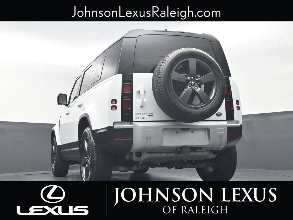 2023 Land Rover Defender 110 SE